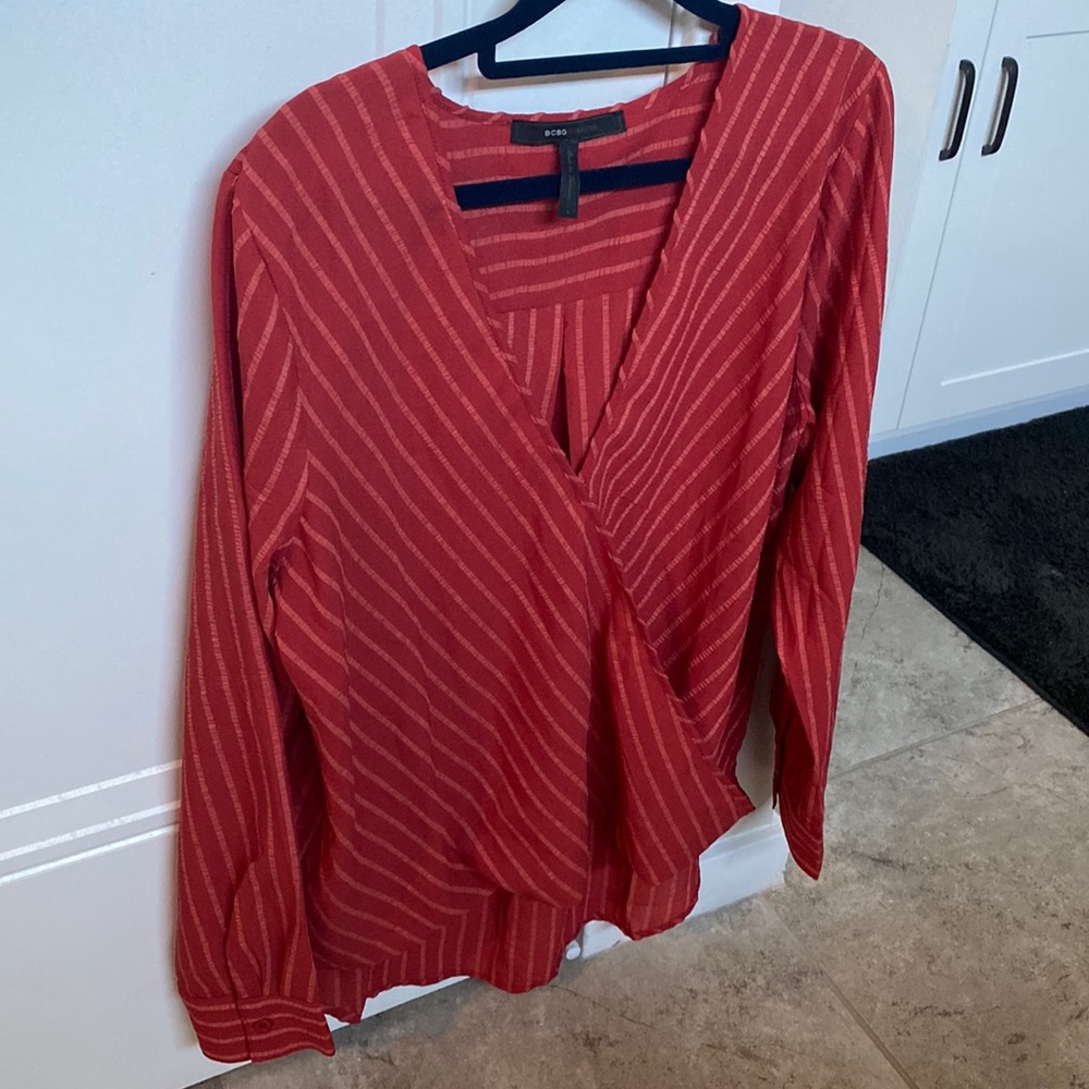 BCBG wrap hi low top
